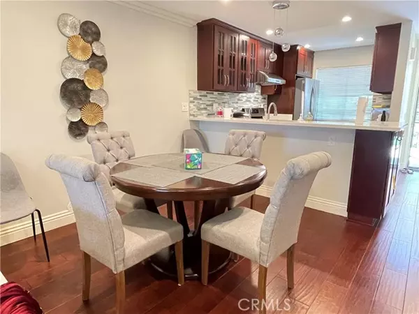 Irvine, CA 92620,249 Pineview
