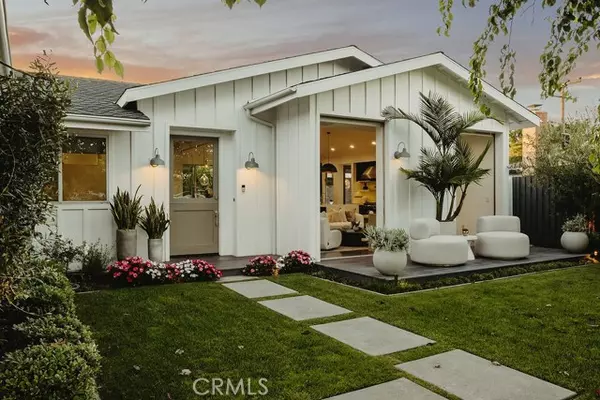 Costa Mesa, CA 92627,223 Robinhood Place