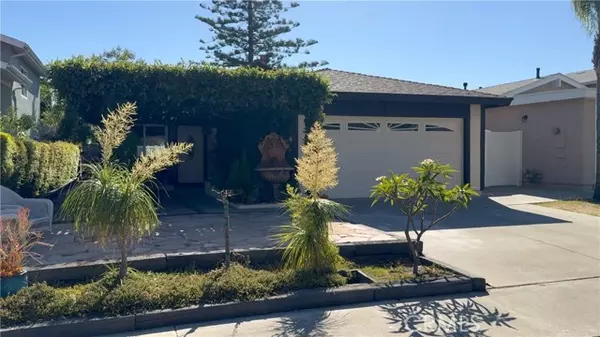 21951 Jinetes, Mission Viejo, CA 92691