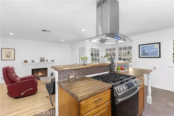 6700 Densmore Avenue, Van Nuys, CA 91406