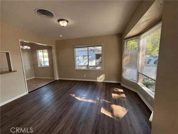 Panorama City, CA 91402,8135 Wakefield Avenue