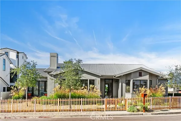 337 Holmwood Drive, Newport Beach, CA 92663