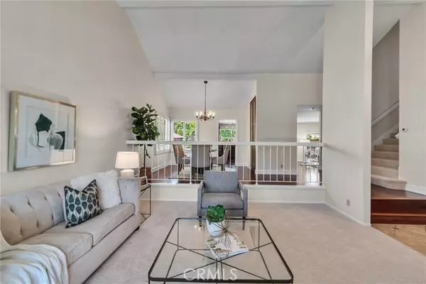 Irvine, CA 92620,4 East Trenton