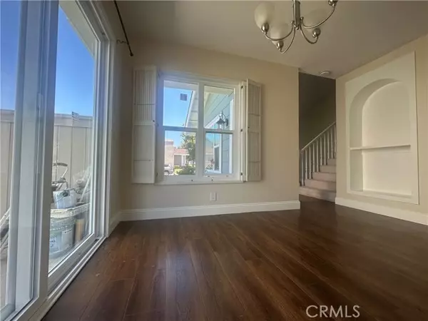 Irvine, CA 92614,13 Melodylane