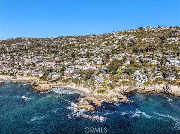 240 Moss Street, Laguna Beach, CA 92651