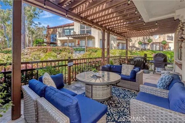 Newport Beach, CA 92660,515 Bay Hill Drive