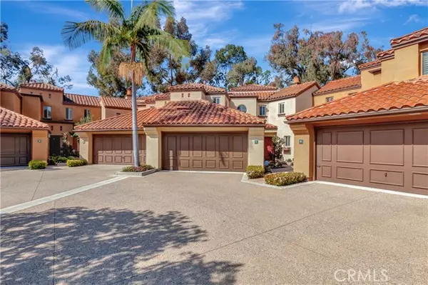 Newport Beach, CA 92660,515 Bay Hill Drive