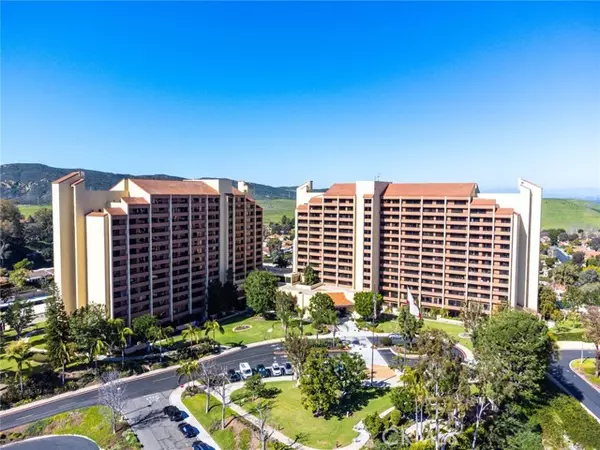24055 Paseo Del Lago, Laguna Woods, CA 92637