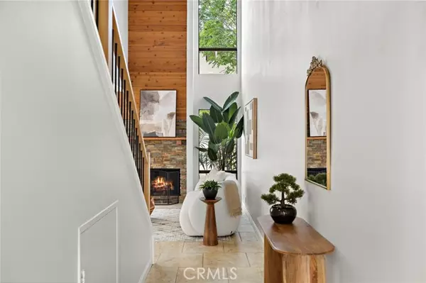 Redondo Beach, CA 90278,2317 Carnegie Lane