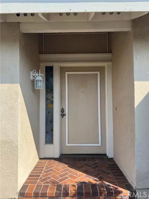 Irvine, CA 92604,26 Alderbrook