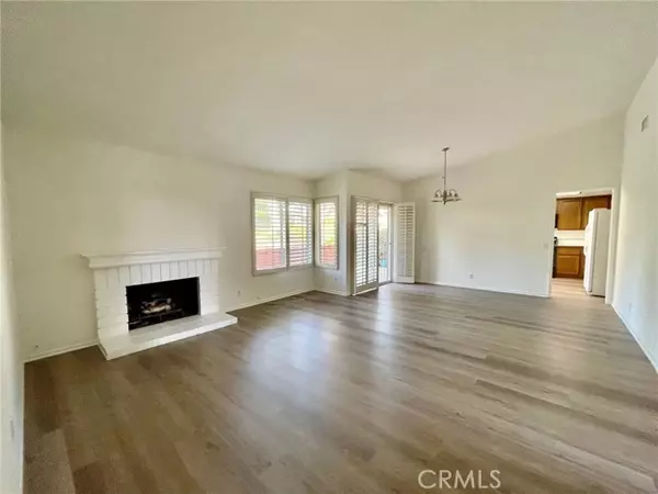 San Clemente, CA 92672,3370 Calle La Veta