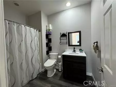 Irvine, CA 92606,1427 Abelia