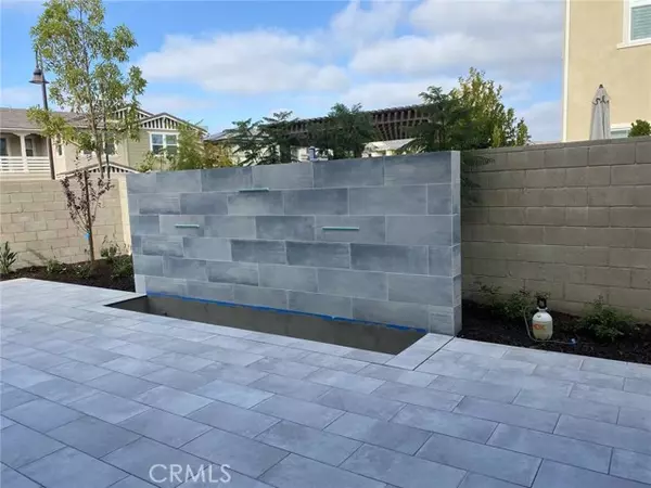 Irvine, CA 92618,130 INTERSTELLA