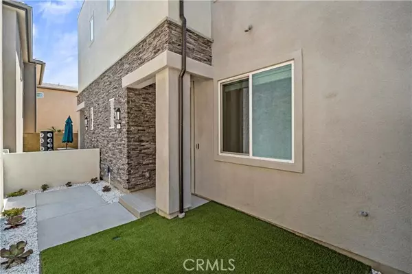 Irvine, CA 92618,297 Lynx