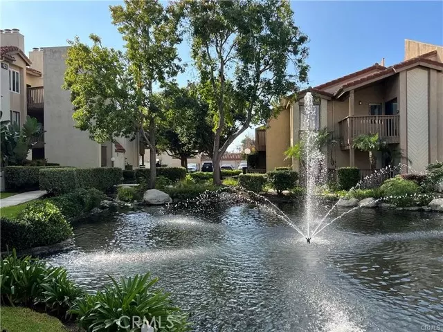 Huntington Beach, CA 92649,4831 Lago Drive