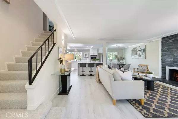 Costa Mesa, CA 92626,2798 Redwing Circle