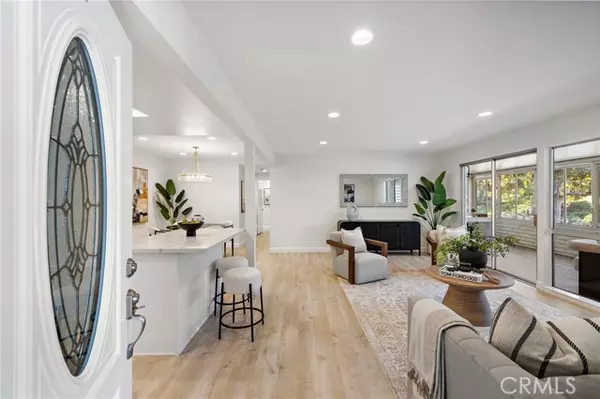 803 Ronda Mendoza, Laguna Woods, CA 92637