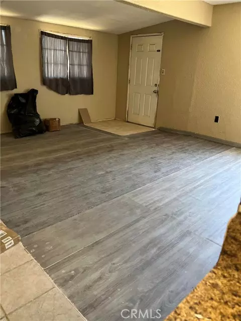 Fontana, CA 92335,9154 Laurel Avenue