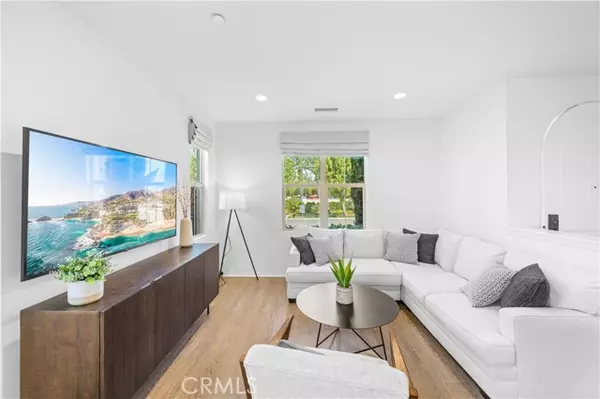 Irvine, CA 92620,176 Parkwood