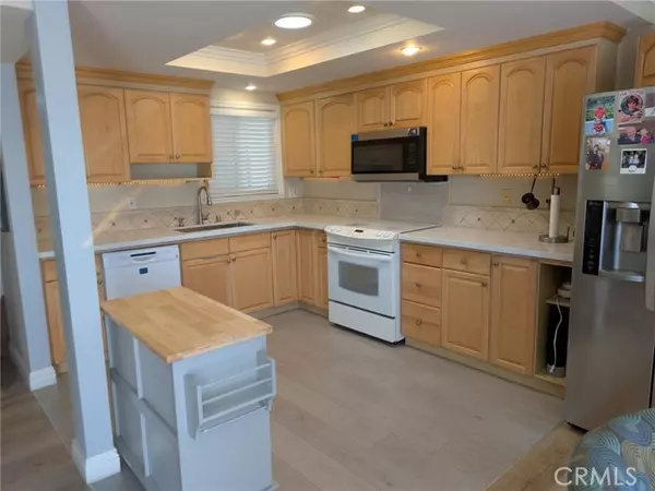 2270 Via Puerta, Laguna Woods, CA 92637