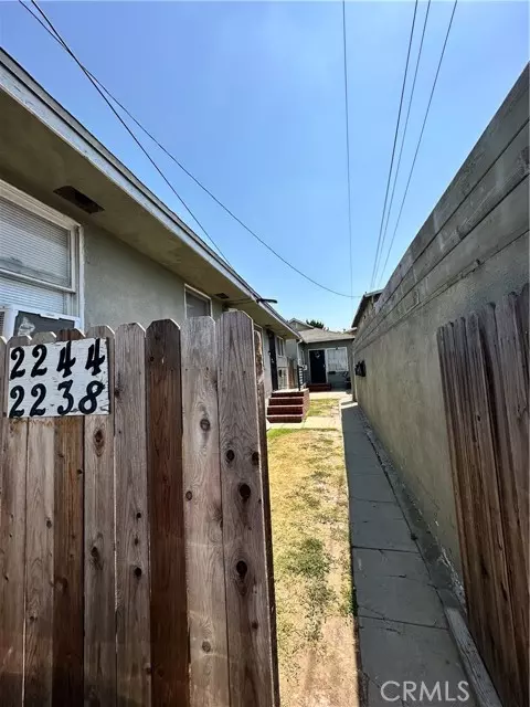 Signal Hill, CA 90755,2240 Walnut Avenue