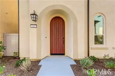 Lake Forest, CA 92610,143 Primrose