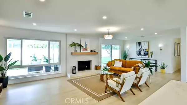 Costa Mesa, CA 92626,2737 Lorenzo Avenue