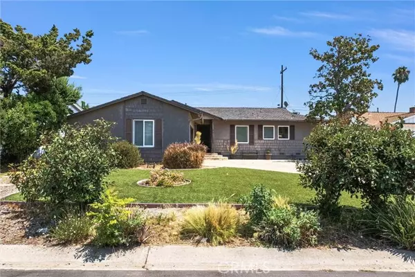 Tustin, CA 92780,14742 Romanza Place