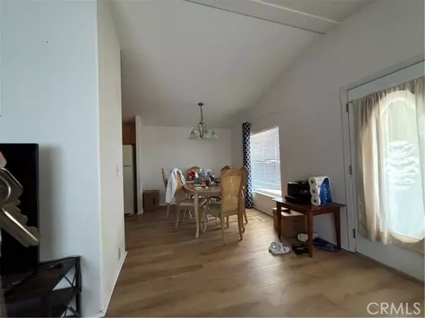 Santa Ana, CA 92703,302 Teton Way