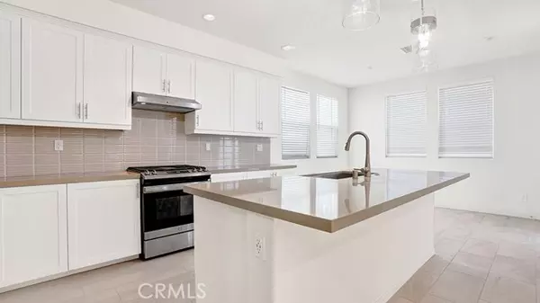 Irvine, CA 92618,137 Mirth