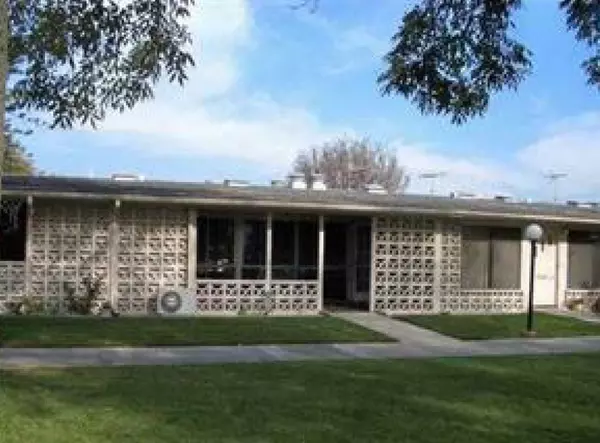 13800 Annandale Drive, Seal Beach, CA 90740
