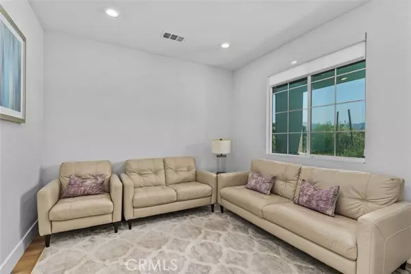 Corona, CA 92883,26407 Towhee Lane