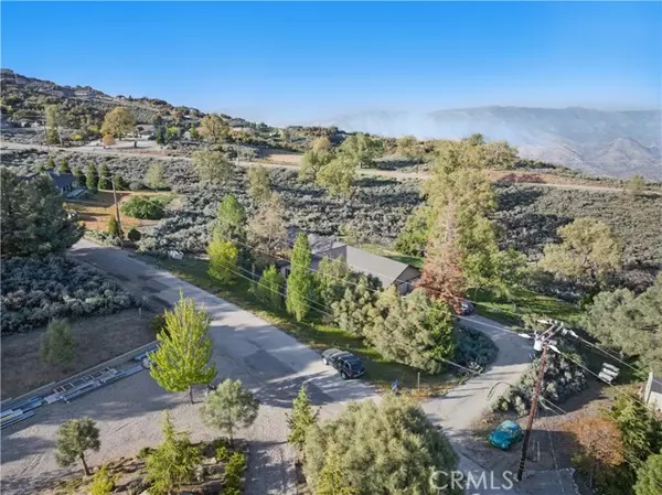 24980 Sunset Way, Tehachapi, CA 93561