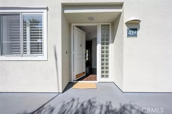 Irvine, CA 92612,2243 Martin
