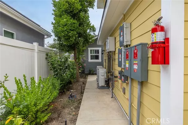 Santa Ana, CA 92701,616 South Van Ness Avenue