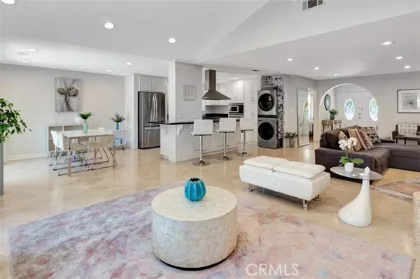 Woodland Hills, CA 91367,24017 Sylvan Street