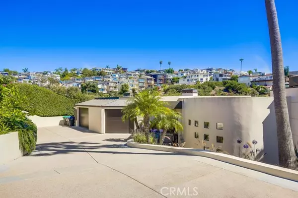 Laguna Beach, CA 92651,1725 Del Mar Avenue