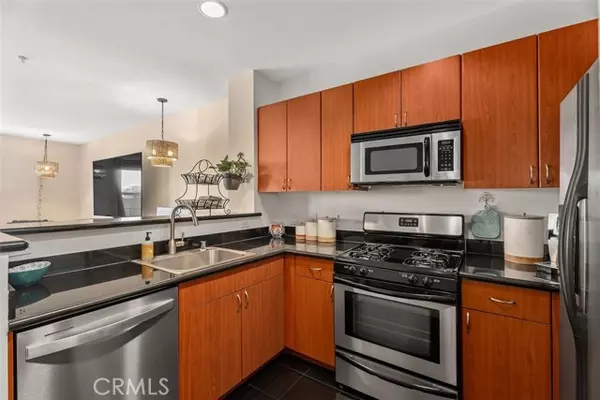 Anaheim, CA 92805,1801 East Katella Avenue