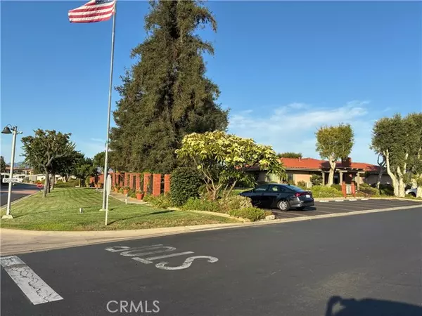 Lake Forest, CA 92630,24701 Raymond Way