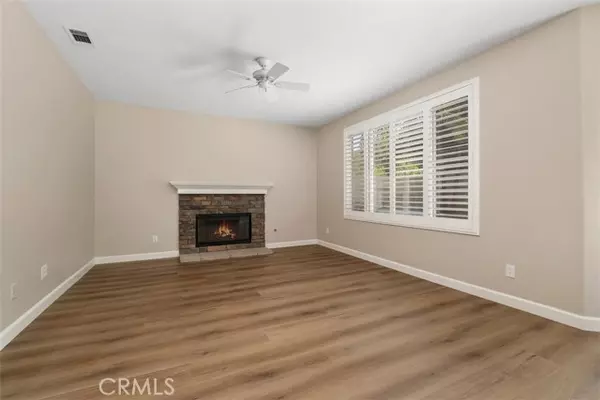 Irvine, CA 92618,37 Pembroke