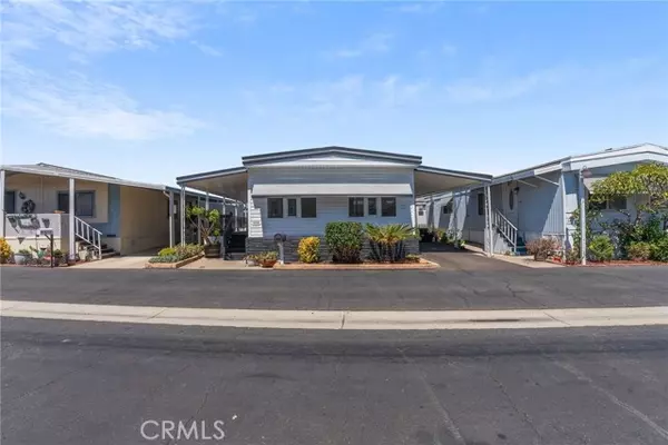 15621 Beach Boulevard, Westminster, CA 92683