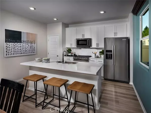 Redlands, CA 92374,2185 Bergamot Street