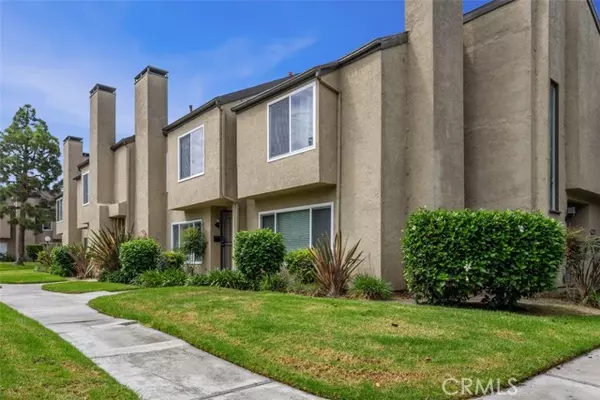 Fountain Valley, CA 92708,15886 Camo Bluff Court
