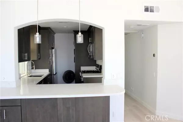 Newport Beach, CA 92661,813 East Bay Avenue