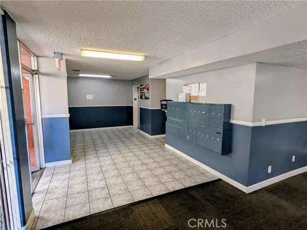 Long Beach, CA 90803,206 Euclid Avenue