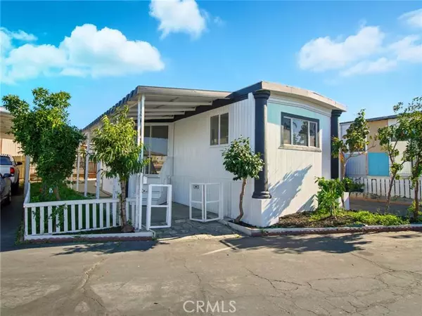 Harbor City, CA 90710,24815 Normandie Ave SPC#66