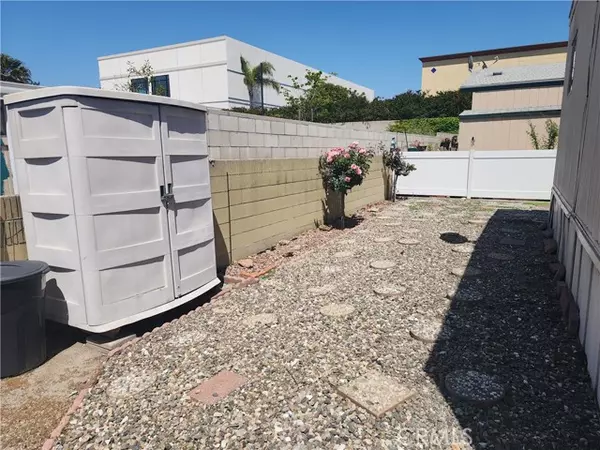 Huntington Beach, CA 92646,19251 brookhurst