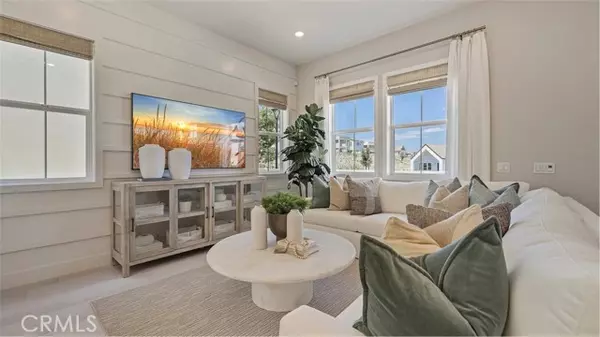 Valencia, CA 91381,27448 Shining Willow Lane