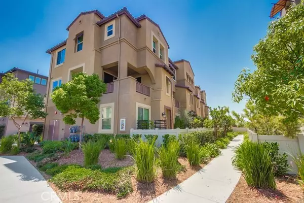 Oceanside, CA 92056,1197 Via Lucero