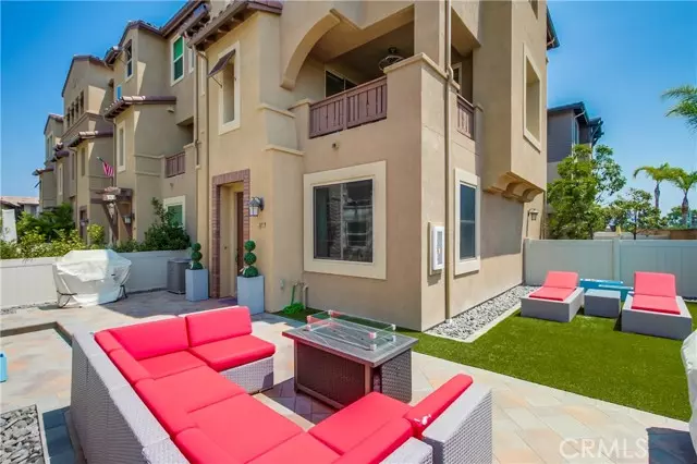 Oceanside, CA 92056,1197 Via Lucero